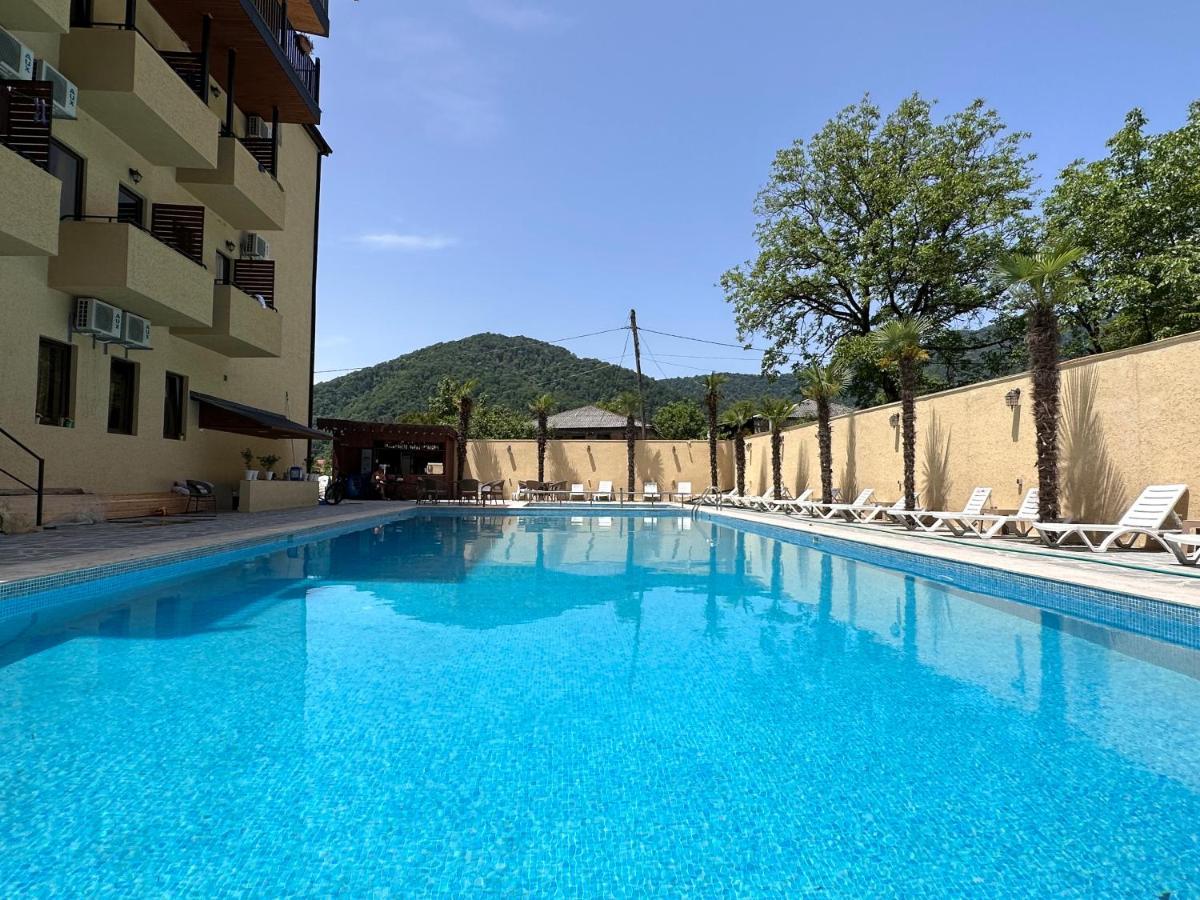 Hotel Galileo Lagodekhi Esterno foto